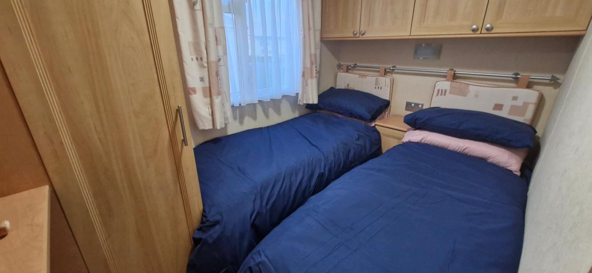 Mollies Den 6 Berth M5 Waterside Leisure Park 호텔 잉골드멜스 외부 사진